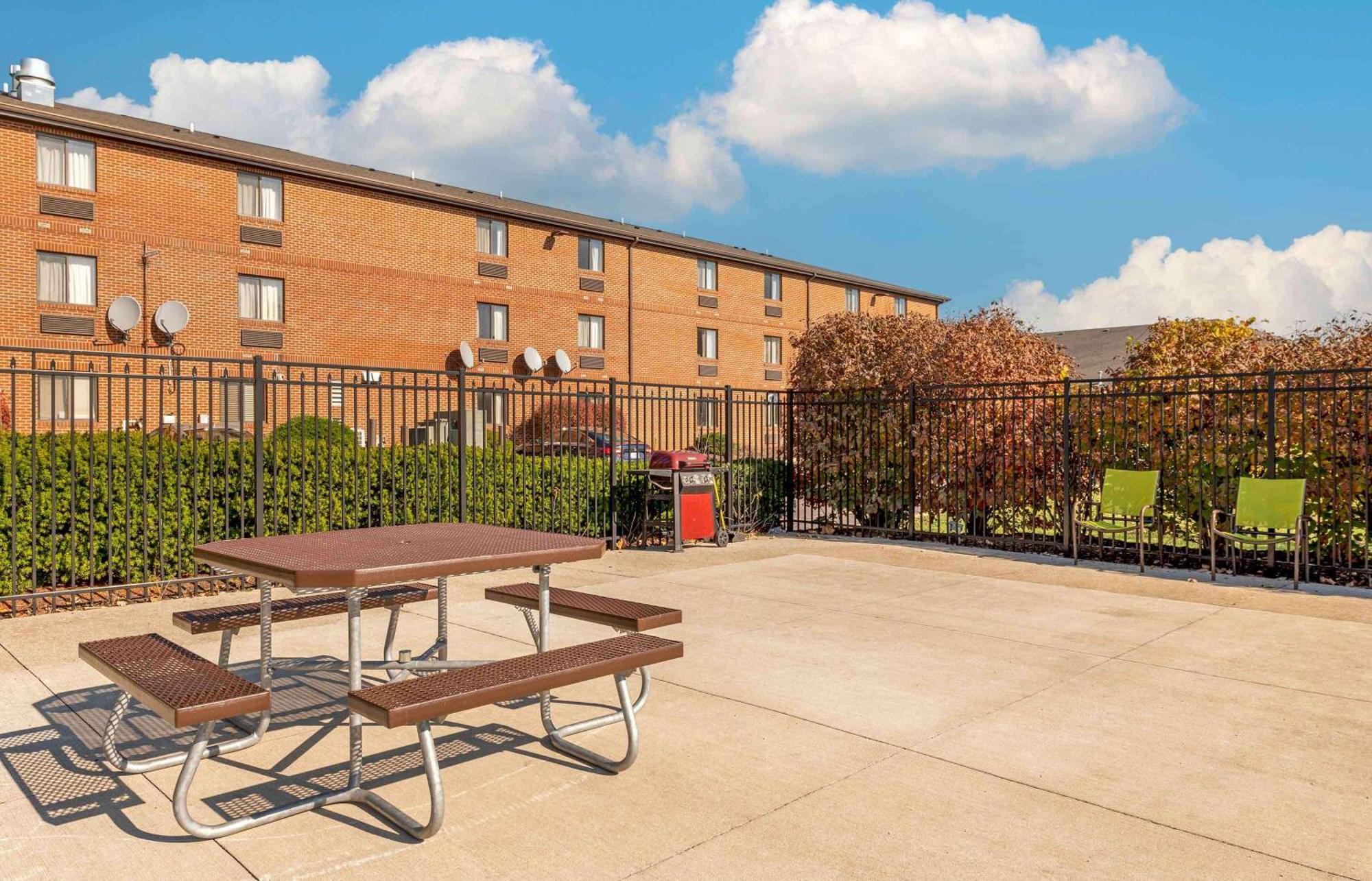 Extended Stay America Suites - Fort Wayne - North Buitenkant foto